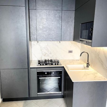 Bilocale Zona Navigli Apartment Милано Екстериор снимка