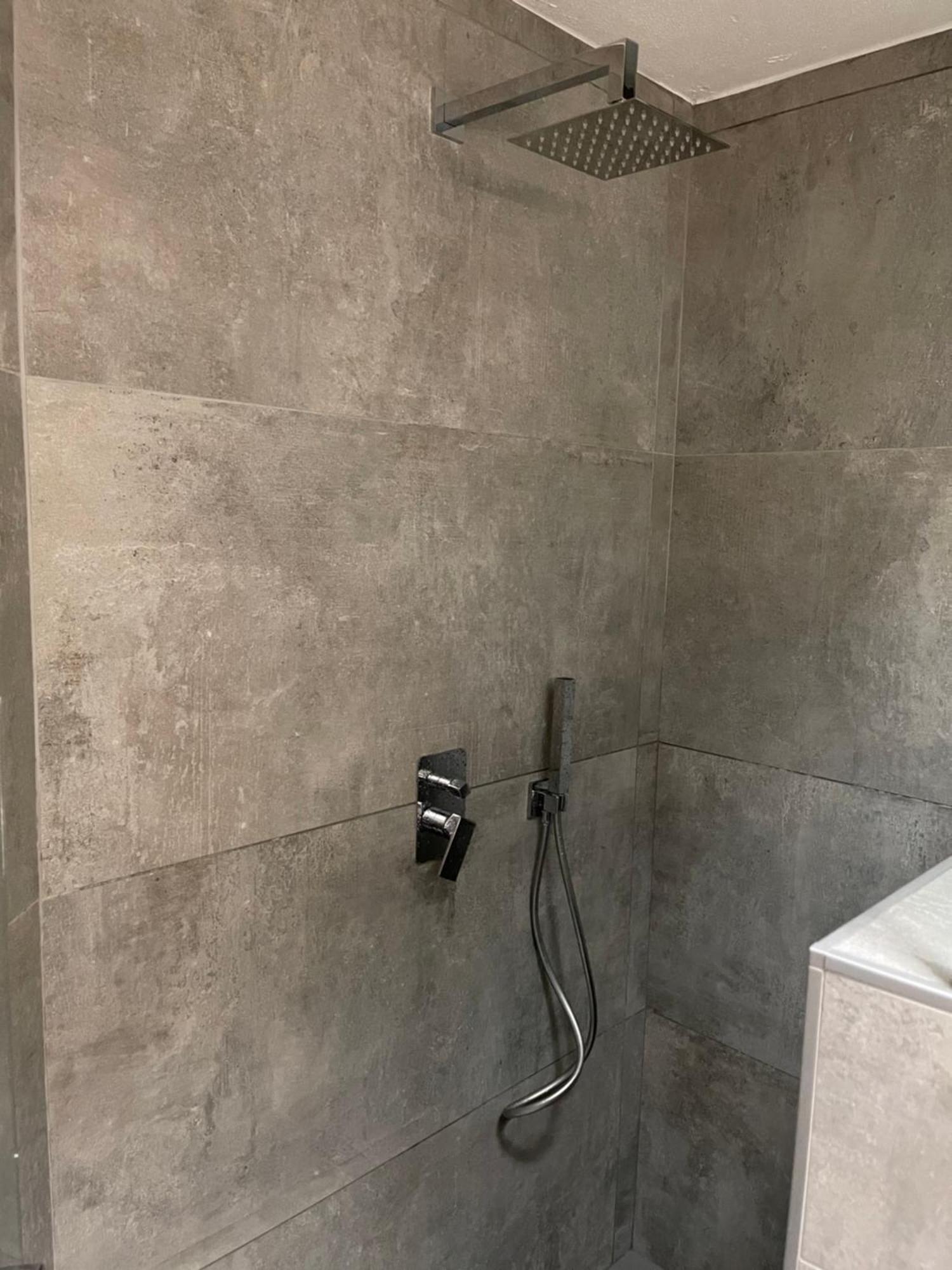 Bilocale Zona Navigli Apartment Милано Екстериор снимка