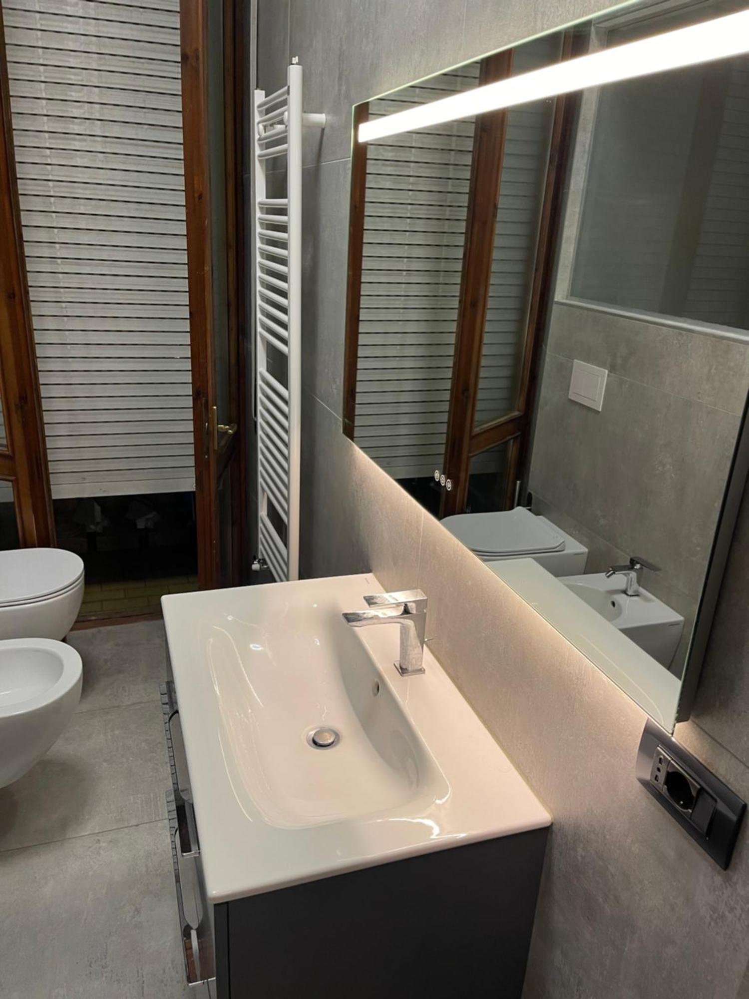 Bilocale Zona Navigli Apartment Милано Екстериор снимка