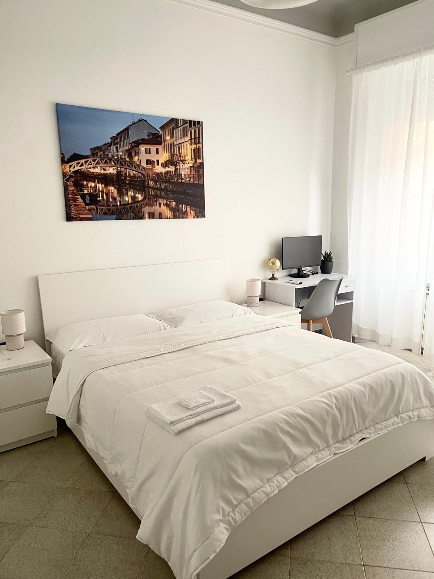 Bilocale Zona Navigli Apartment Милано Екстериор снимка